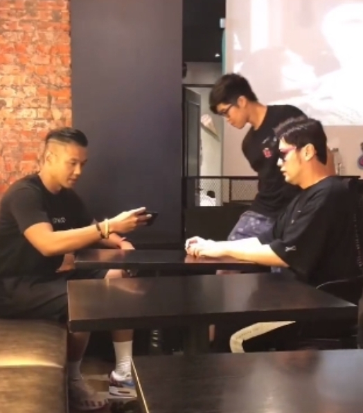 JayMagic_01.jpg