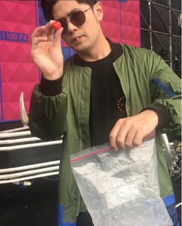 jay_01.jpg