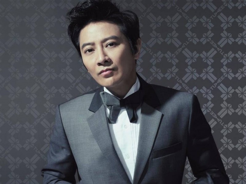 tux_03.jpg tux_03.jpg