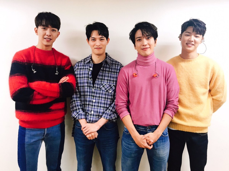cnblue_01.jpg