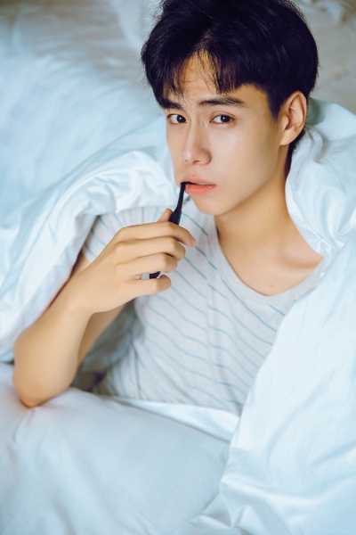 huyitian_04.jpg