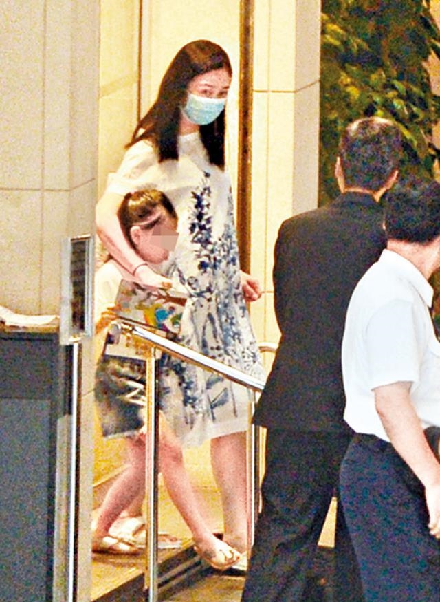 Andy_08.jpg Andy_08.jpg