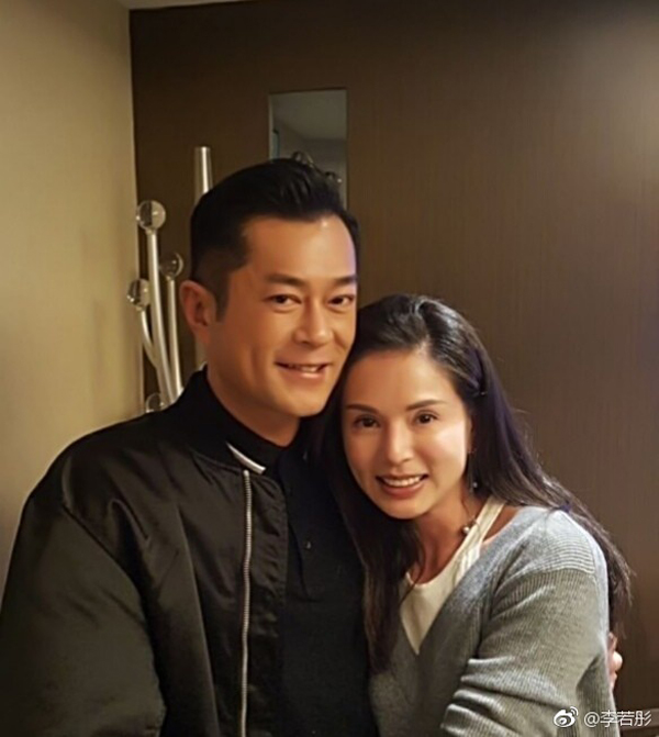 Louis_01.jpg Louis_01.jpg