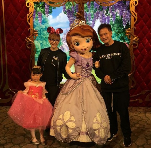 qian_06.jpg qian_06.jpg