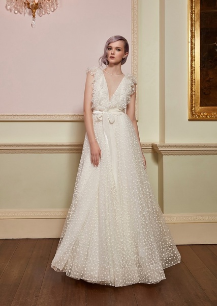 gown_01.jpg