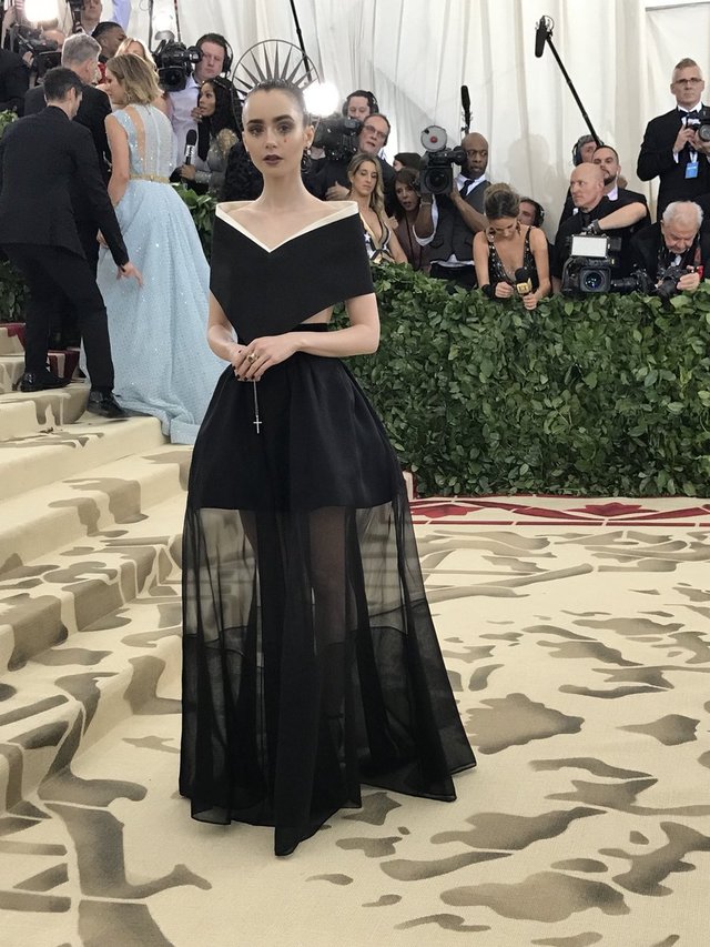 Lily-Collins.jpg Lily-Collins.jpg