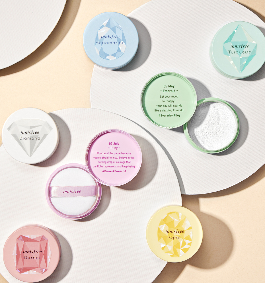 innisfree-No-Sebum-Mineral-Powder-Lucky-Stone-Edition-(5g)-RM26_Group-Image-3.jpg