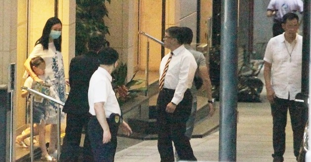 andy_06.jpg andy_06.jpg