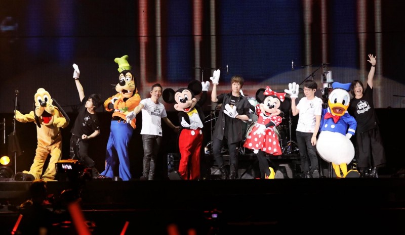 May_04.jpg May_04.jpg