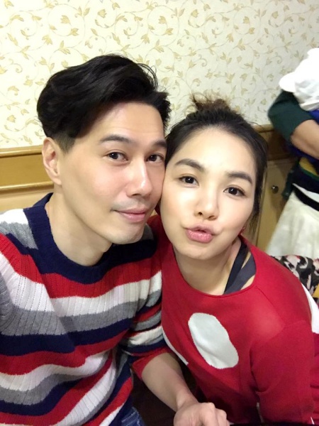 ella_06.jpg ella_06.jpg