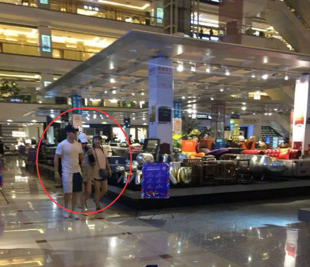 zhang4.jpg zhang4.jpg