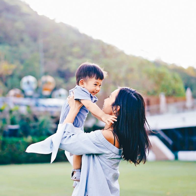 Miki_06.jpg Miki_06.jpg