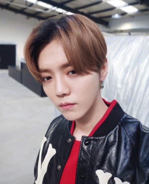 luhan_01.jpg