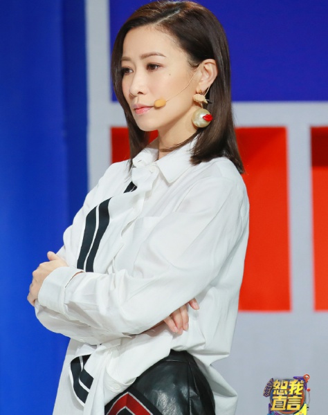 she_02.jpg