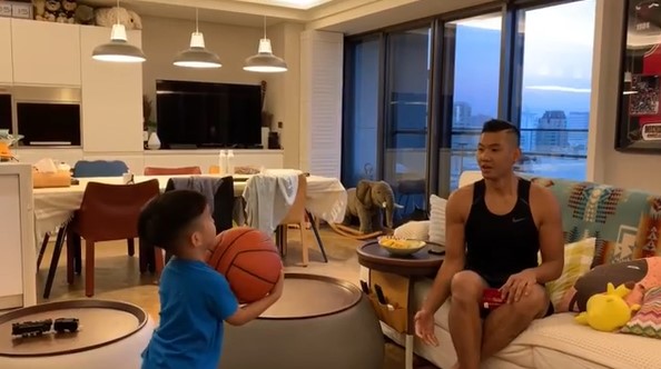 Screenshot_1.jpg Screenshot_1.jpg