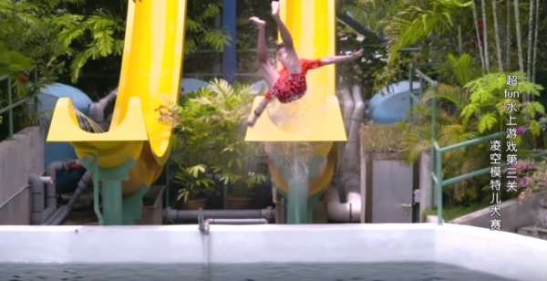 tosh_04.jpg tosh_04.jpg