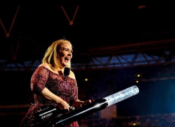 adele_02.jpg adele_02.jpg