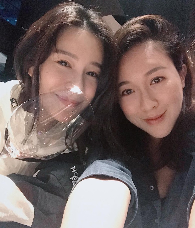 debbie01.jpg debbie01.jpg