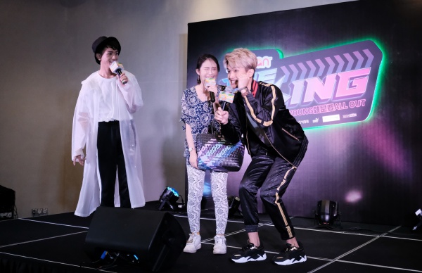 com_01.jpg com_01.jpg