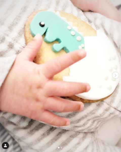 eliza_05.jpg eliza_05.jpg