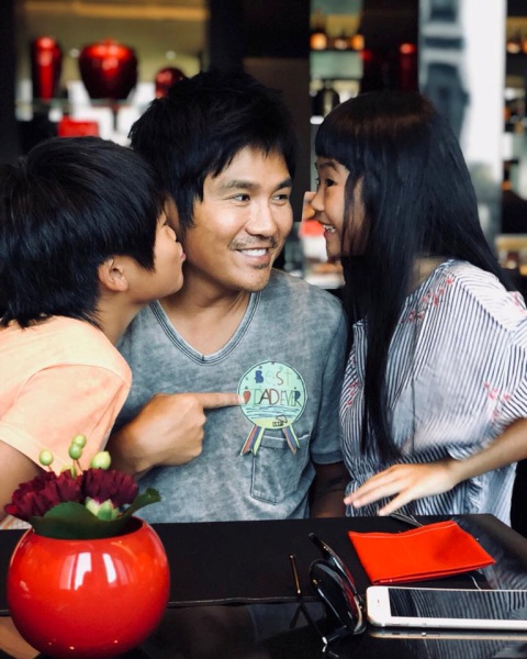 gary_03.jpg gary_03.jpg