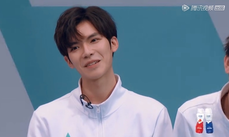 984d87bb-027b-48e4-a8f5-82650ddf7f1e_cut.jpg 984d87bb-027b-48e4-a8f5-82650ddf7f1e_cut.jpg