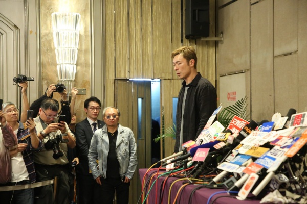 concert_01.jpg concert_01.jpg