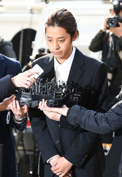 roy_01.jpeg roy_01.jpeg