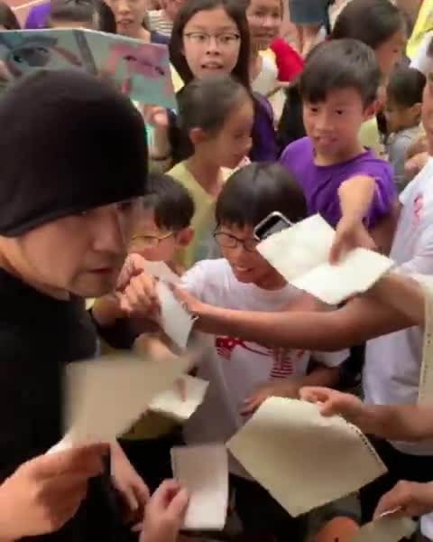 jay_03.jpg jay_03.jpg