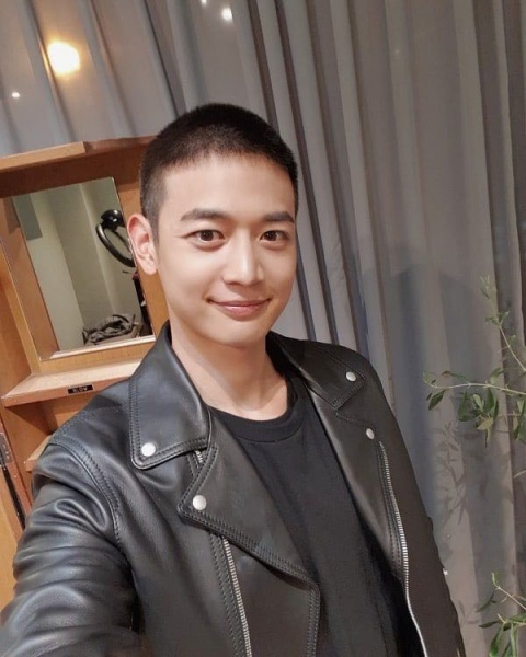 shinee_02.jpg shinee_02.jpg