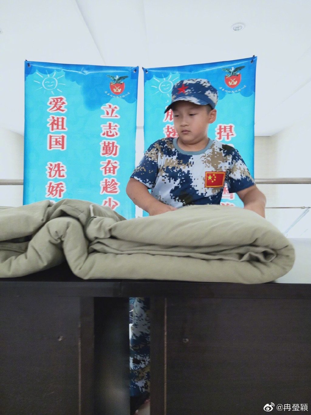 6748f11bgy1g6438dtcouj20u0140ah2.jpg 6748f11bgy1g6438dtcouj20u0140ah2.jpg