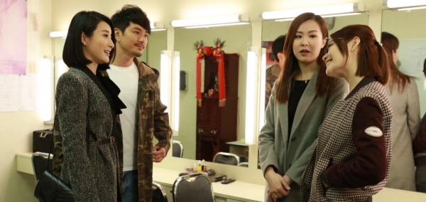 ghost_02.jpg ghost_02.jpg