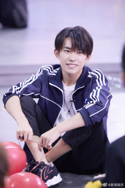 61e7f4aaly1g5sjmptrm7j20sg16o7eg.jpg 61e7f4aaly1g5sjmptrm7j20sg16o7eg.jpg