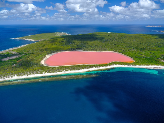 Lake-Hillier-3.jpg Lake-Hillier-3.jpg