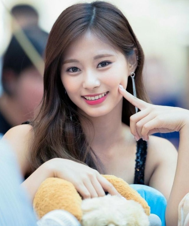 xeym-hrkkwef5402070.jpg xeym-hrkkwef5402070.jpg