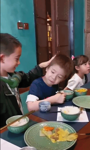 61e7f4aaly1g63sz3s54wg209t0gau1c.gif 61e7f4aaly1g63sz3s54wg209t0gau1c.gif