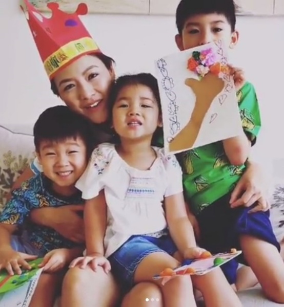 aimee_04.jpg aimee_04.jpg