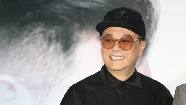 ghost_04.jpg ghost_04.jpg