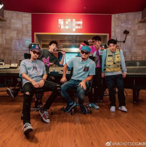 fb8f-iatixpm1368507.png fb8f-iatixpm1368507.png