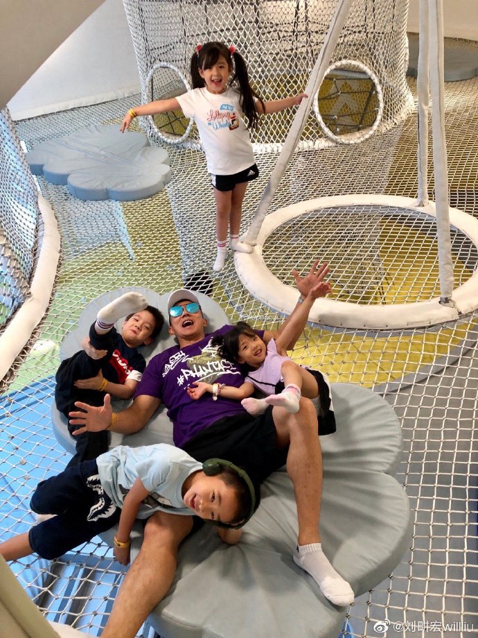 695ec79cly1g63vbsjst8j20u01404ev.jpg 695ec79cly1g63vbsjst8j20u01404ev.jpg