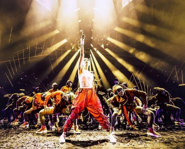 sammi_01.jpg sammi_01.jpg