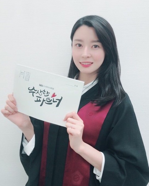 lee_04.jpg lee_04.jpg