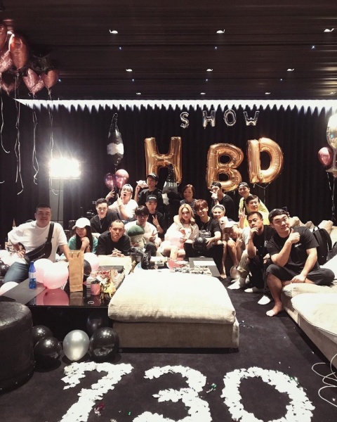 show_03.jpg show_03.jpg