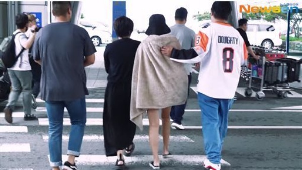 mina_08.jpg mina_08.jpg