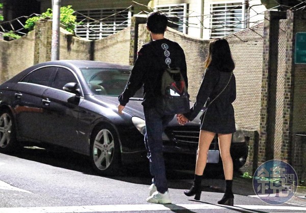 d4552730.jpg d4552730.jpg