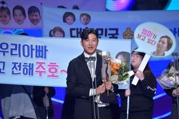 kbs_03.jpg kbs_03.jpg