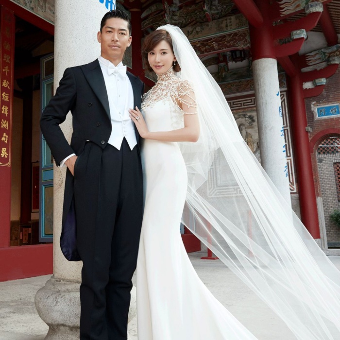 chiling-wedding-gown.jpg