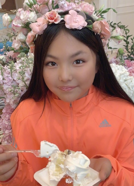 angela_05.jpg angela_05.jpg