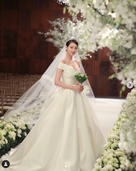 kim_04.jpg kim_04.jpg