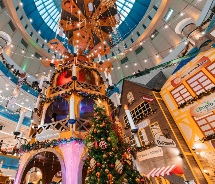 Sunway-Pyramid-christmas-deco.jpg